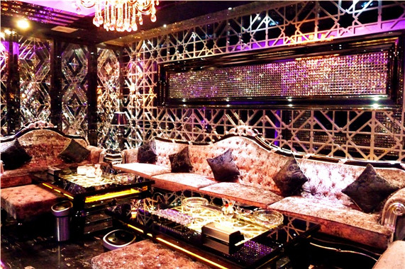 湖南投資集團(tuán)股份有限公司君逸康年大酒店